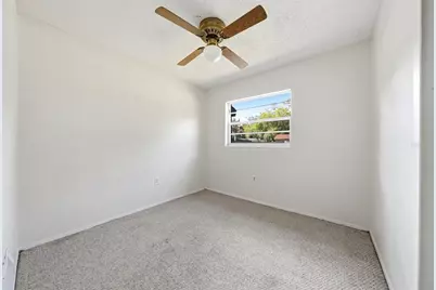10829 Margaret Drive, Tavares, FL 32778 - Photo 32