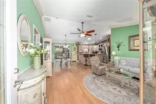 1075 Napier Ct, The Villages, FL 32162 - Photo 10