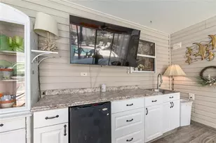 1075 Napier Ct, The Villages, FL 32162 - Photo 60