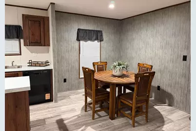 8330 NE 113th Lane, Bronson, FL 32621 - Photo 10