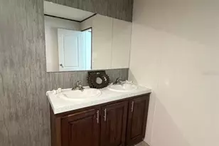 8330 NE 113 Ln, Bronson, FL 32621 - Photo 14