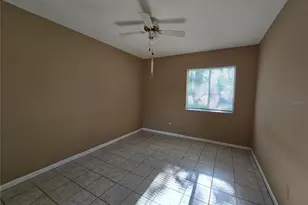 582 Fairways Cir, Ocala, FL 34472 - Photo 10