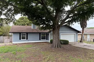 49 Banyan Dr, Ocala, FL 34472 - Photo 2