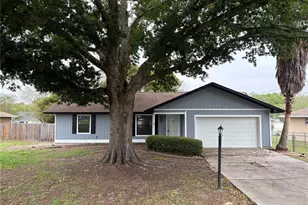 49 Banyan Dr, Ocala, FL 34472 - Photo 1