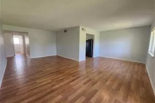 626 Fairways Cir, Ocala, FL 34472 - Photo 4