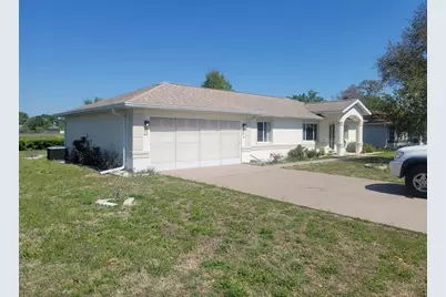 10202 SW 61st Terrace Road, Ocala, FL 34476 - Photo 2