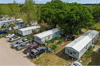 610 Railroad Street, Wimauma, FL 33598 - Photo 14