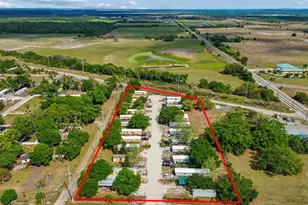 610 Railroad St, Wimauma, FL 33598 - Photo 1