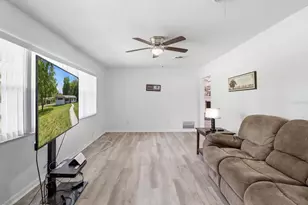 24576 NW Falcon Ave, Dunnellon, FL 34431 - Photo 16