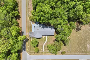 24576 NW Falcon Ave, Dunnellon, FL 34431 - Photo 2