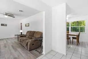 24576 NW Falcon Ave, Dunnellon, FL 34431 - Photo 14