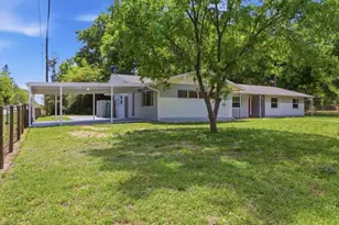 24576 NW Falcon Ave, Dunnellon, FL 34431 - Photo 10