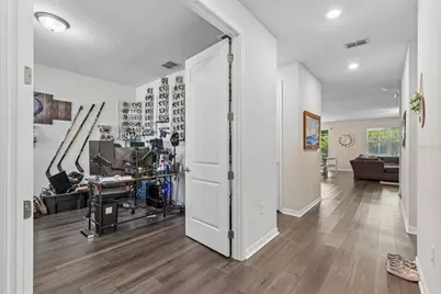 7604 Pool Compass Loop, Wesley Chapel, FL 33545 - Photo 6