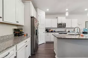 7604 Pool Compass Loop, Wesley Chapel, FL 33545 - Photo 24