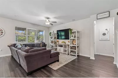 7604 Pool Compass Loop, Wesley Chapel, FL 33545 - Photo 10