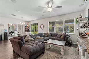 7604 Pool Compass Loop, Wesley Chapel, FL 33545 - Photo 8
