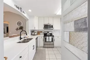 1504 Avila Pl, Lady Lake, FL 32159 - Photo 6