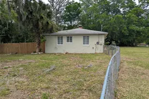 1535 NE 8th St, Ocala, FL 34470 - Photo 2