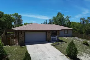 16920 SW 39th Cir, Ocala, FL 34473 - Photo 2
