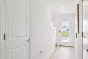 4834 SW 69th St, Gainesville, FL 32608 - Photo 2