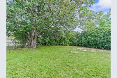 911 Jacaranda Drive, Lady Lake, FL 32159 - Photo 22