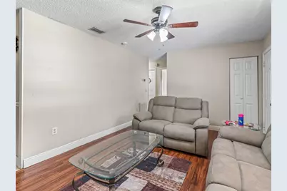 911 Jacaranda Drive, Lady Lake, FL 32159 - Photo 4