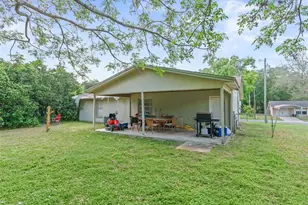 911 Jacaranda Dr, Lady Lake, FL 32159 - Photo 22