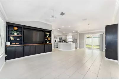 6316 Danielson Loop, The Villages, FL 32163 - Photo 4