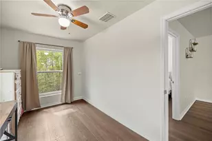 8121 Co Rd 243B, Wildwood, FL 34785 - Photo 16