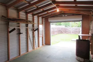 2380 SE 174th Ct, Silver Springs, FL 34488 - Photo 10