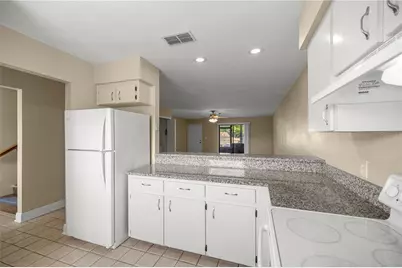 11001 SE Sunset Harbor Road #H49, Summerfield, FL 34491 - Photo 12