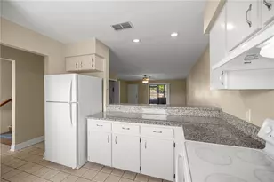 11001 SE Sunset Harbor Rd, Summerfield, FL 34491 - Photo 12