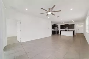 5051 Stokes Wy, Wildwood, FL 34785 - Photo 8