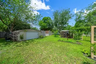 2043 NE 43rd St, Ocala, FL 34479 - Photo 42