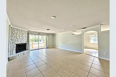 106 Sunrise Drive, Palm Harbor, FL 34683 - Photo 4