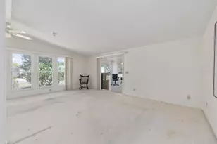 1116 W Boone Ct, Lady Lake, FL 32159 - Photo 16