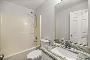 14185 SW 28th Ln, Ocala, FL 34481 - Photo 10