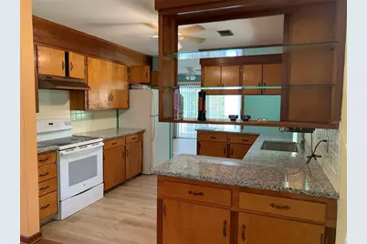 1106 NE 17th Terrace, Ocala, FL 34470 - Photo 8