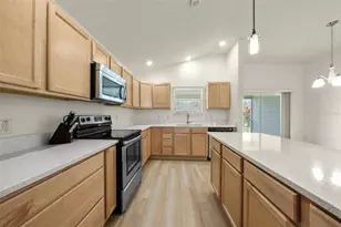 2418 Hopespring Loop, The Villages, FL 32162 - Photo 8