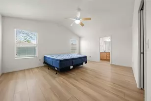 2418 Hopespring Loop, The Villages, FL 32162 - Photo 12