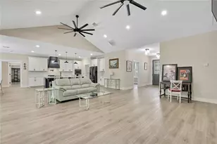 3991 N Buckhorn Dr, Beverly Hills, FL 34465 - Photo 10