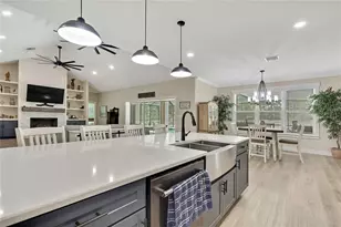 3991 N Buckhorn Dr, Beverly Hills, FL 34465 - Photo 16