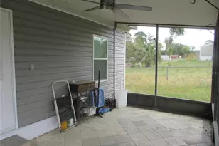 18167 SE 19th St, Silver Springs, FL 34488 - Photo 6