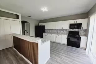 317 Azincourt Ln, Kissimmee, FL 34759 - Photo 10