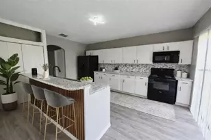 317 Azincourt Ln, Kissimmee, FL 34759 - Photo 8