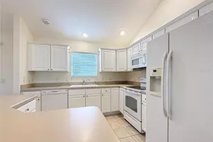 2530 Foxbridge Terrace, The Villages, FL 32162 - Photo 18