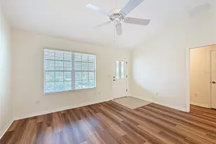 2530 Foxbridge Terrace, The Villages, FL 32162 - Photo 10