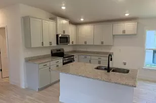 2226 NW 23rd Loop, Ocala, FL 34475 - Photo 2