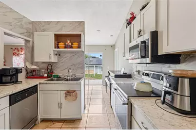 42 Inconnu Dr, Poinciana, FL 34759 - Photo 18