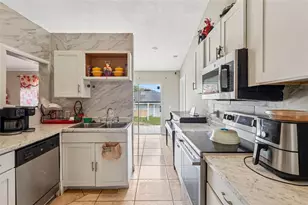 42 Inconnu Dr, Poinciana, FL 34759 - Photo 18